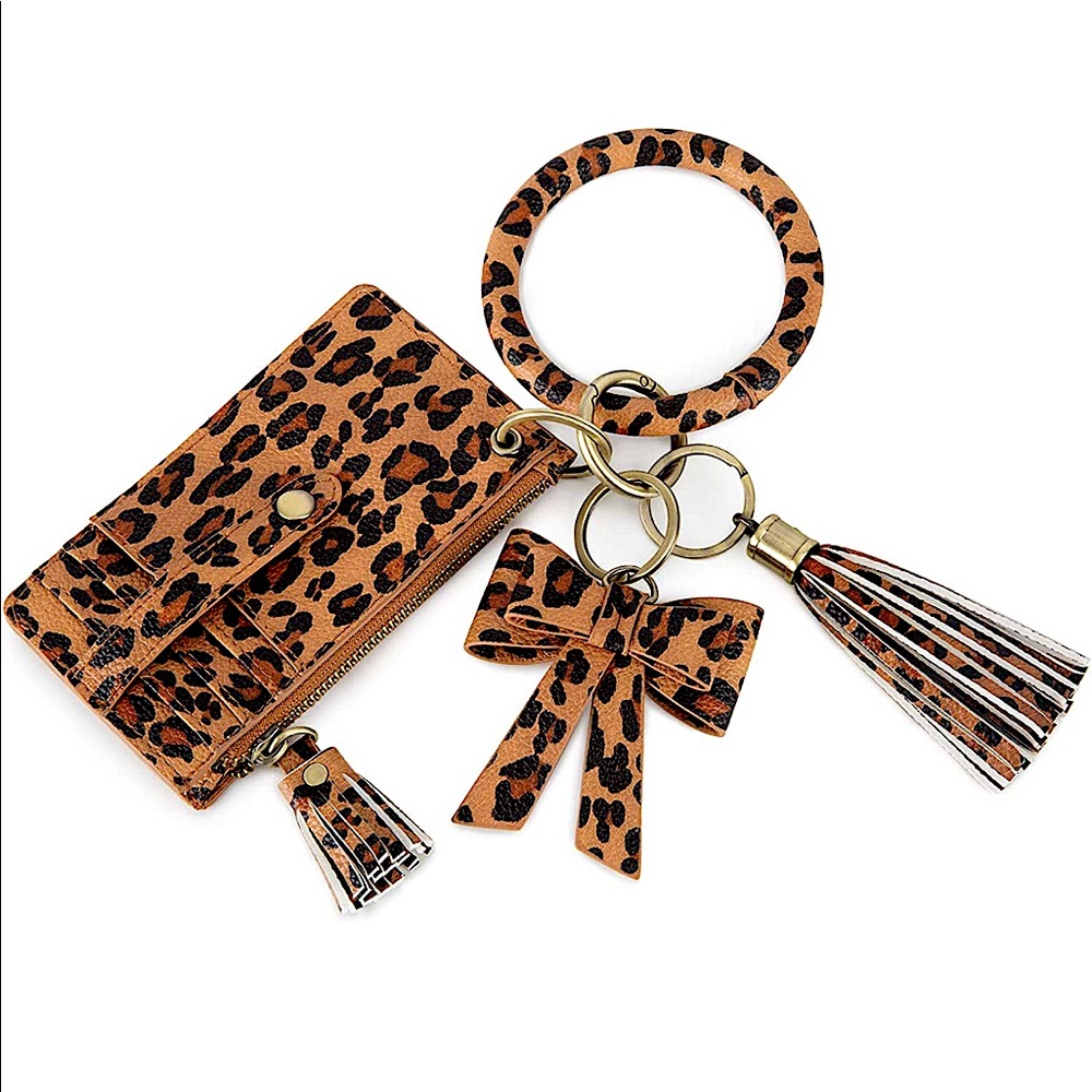 🐆 Leopard Print Wallet and Key Chain